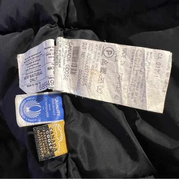 Canada Goose Black Parka - Picture 7 of 9